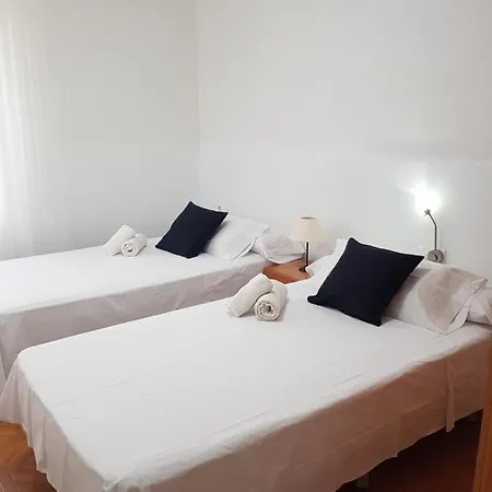 Casa Rosa Sanz 度假居 *